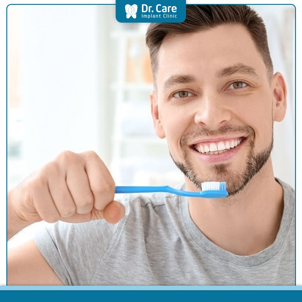 Cách chăm sóc răng sứ để hạn chế bị mẻ, vỡ